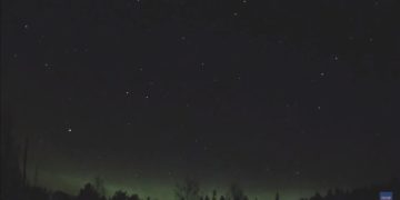 Полярное сияние смогли наблюдать жители Стрежевого