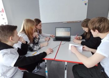 Команды «Сибирской Не_провинции» разработали фирменный стиль проектов
