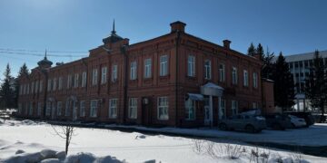 Русское географическое общество в Томске переехало на площадь Ленина,8 