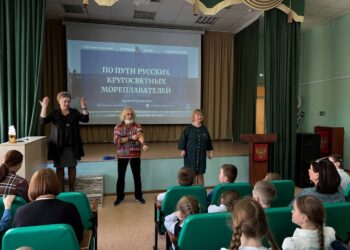 Евгений Ковалевский встретился с детьми с нарушением слуха